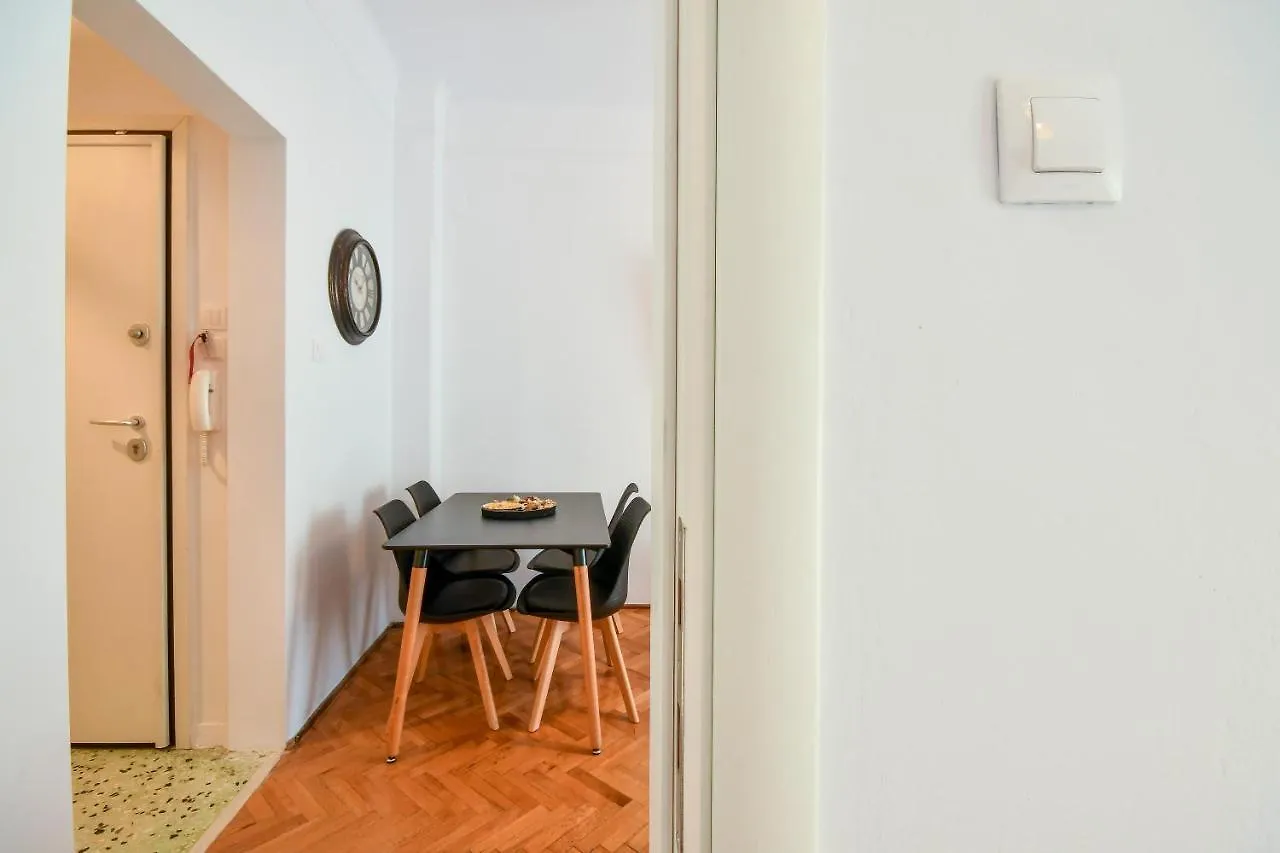 Thessaloniki Center Comfortable Apartment