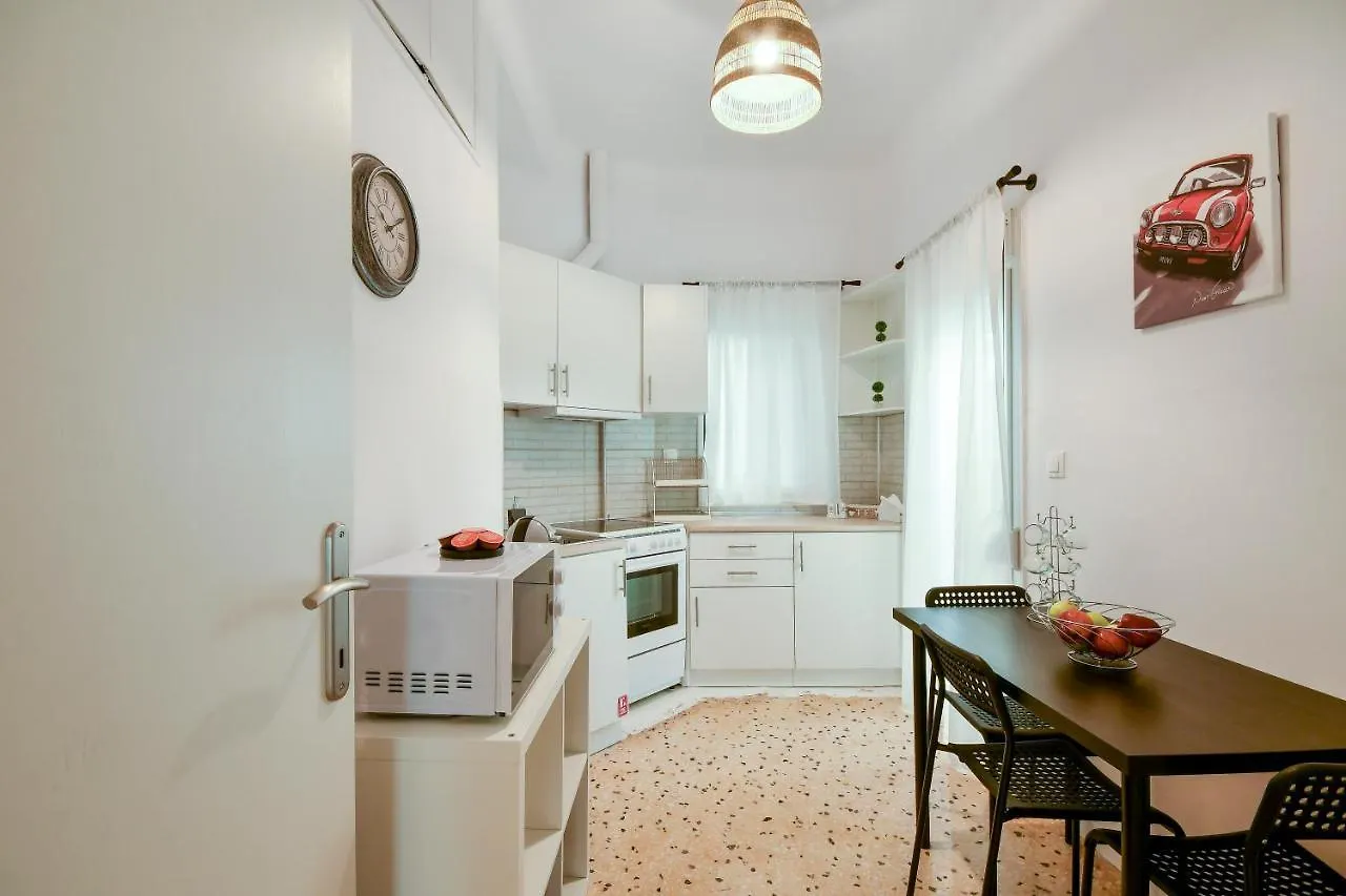 Thessaloniki Center Comfortable Apartment